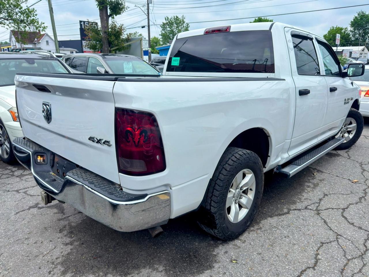 2017 RAM 1500 TRADESMAN Photo2