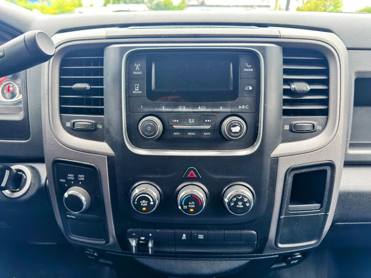 2017 RAM 1500 TRADESMAN Photo