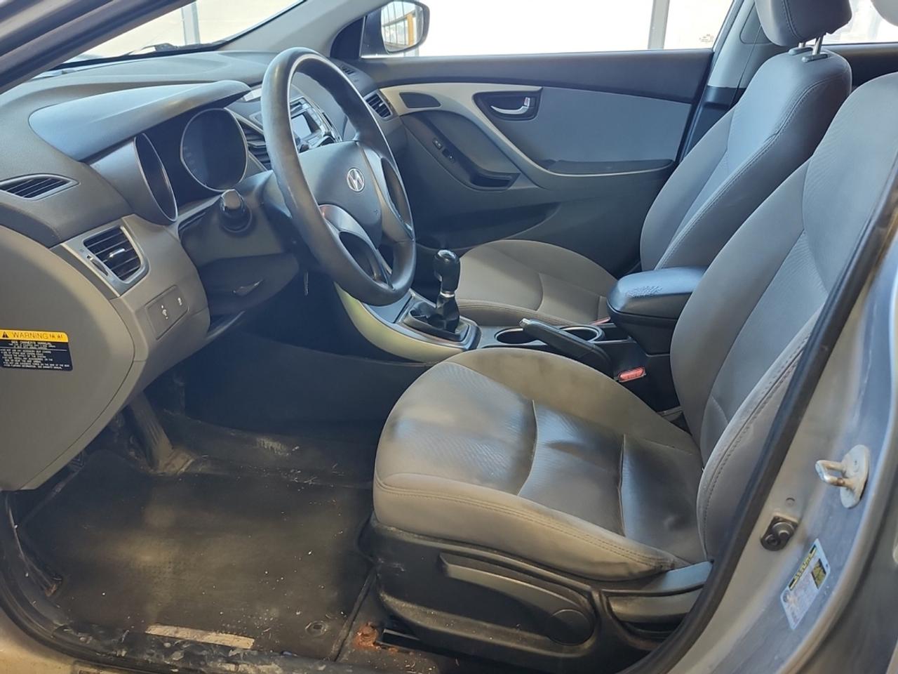 2016 Hyundai Elantra Limited Photo