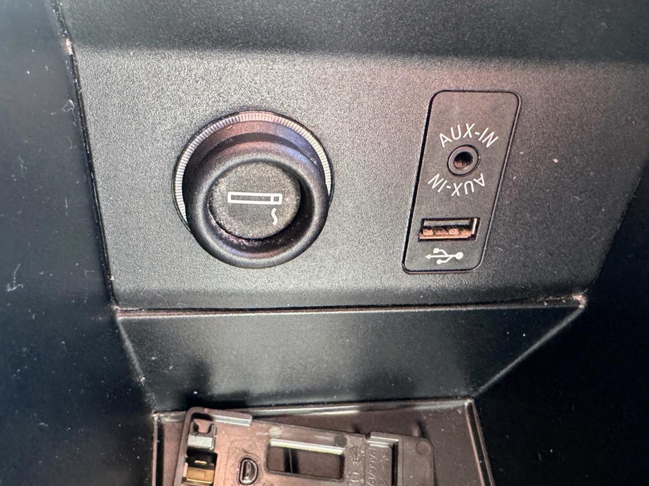 2017 BMW I3 W/ Range Extender Photo