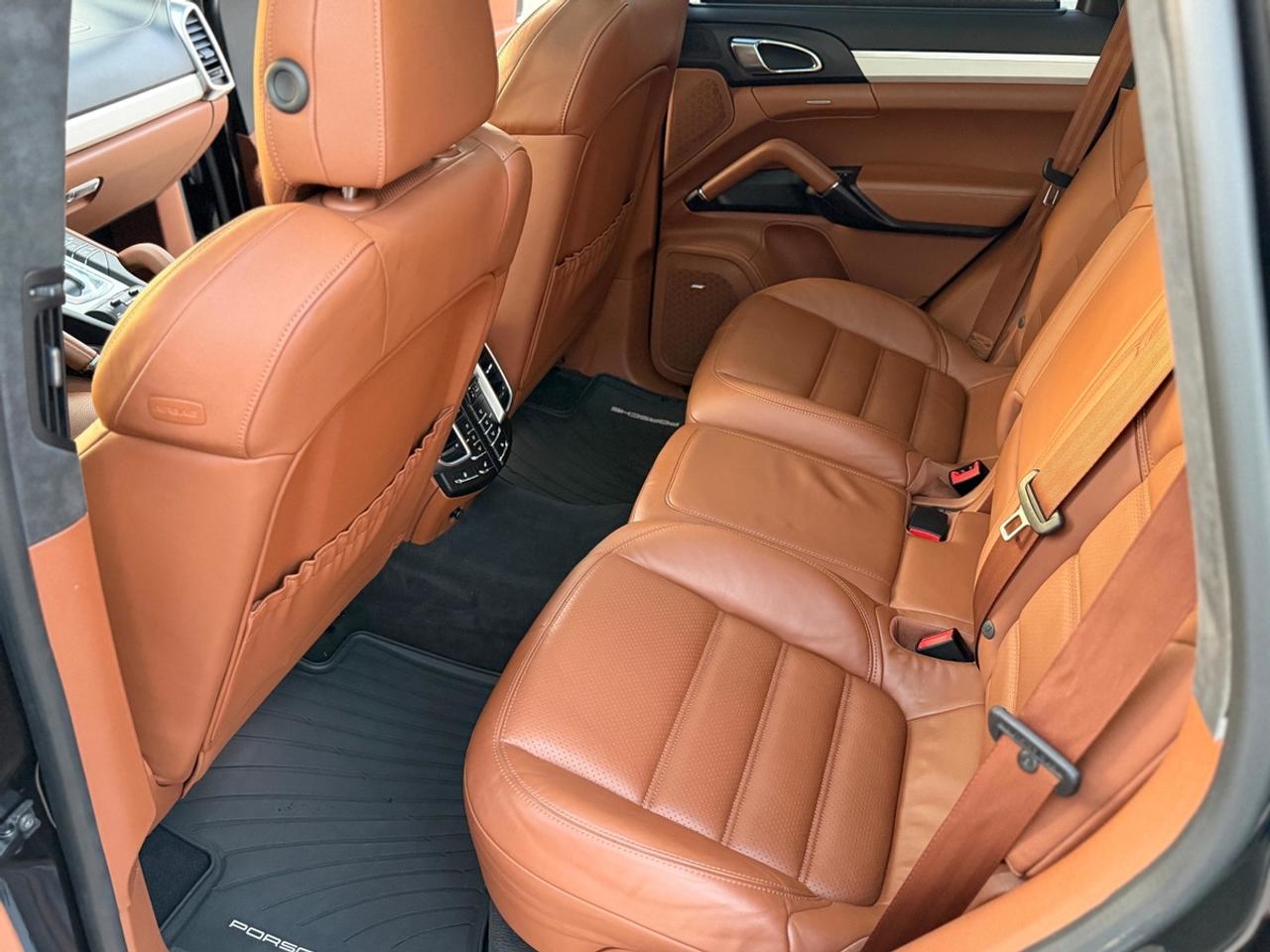 2016 Porsche Cayenne TURBO|MAJOR SERVICE COMPLETED|HIGH MSRP BUILD Photo