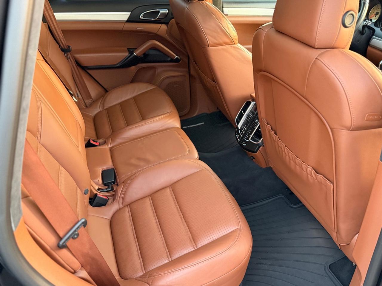 2016 Porsche Cayenne TURBO|MAJOR SERVICE COMPLETED|HIGH MSRP BUILD Photo