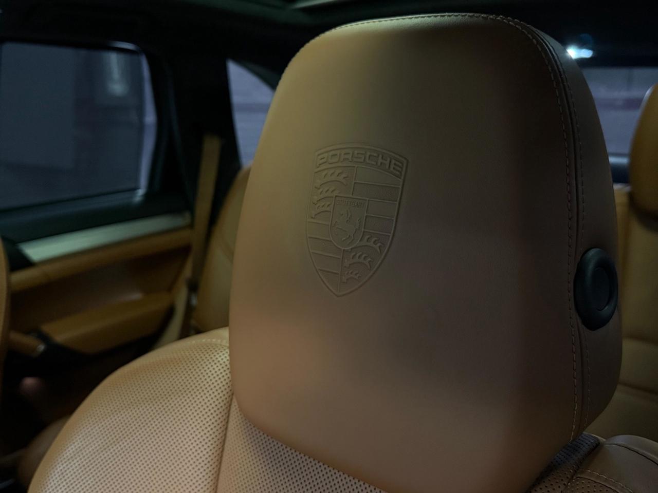 2016 Porsche Cayenne TURBO|MAJOR SERVICE COMPLETED|HIGH MSRP BUILD Photo
