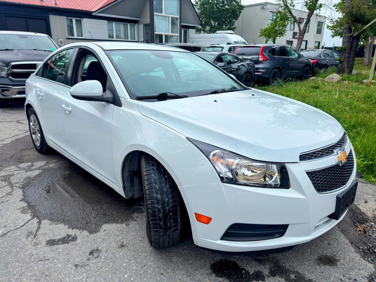 2014 Chevrolet Cruze 1LT Photo