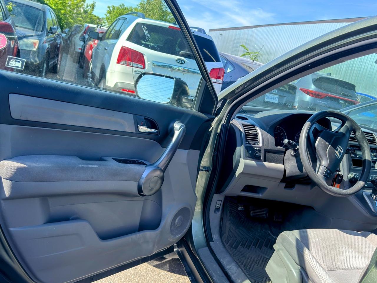 2009 Honda CR-V LX Photo