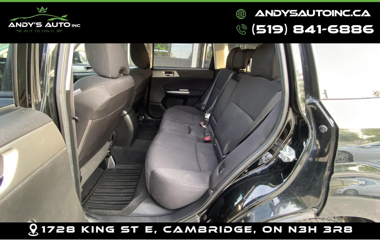 2012 Subaru Forester TOURING !ONE OWNER ! NO ACCIDENTS !  SUNROOF ! HEA Photo