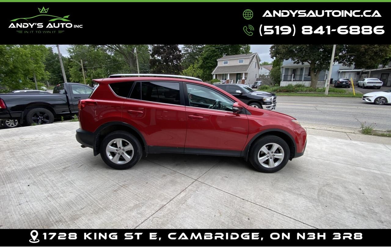 2014 Toyota RAV4 XLE ! AWD ! SUNROOF ! NAVIGATION ! NO ACCIDENTS Photo