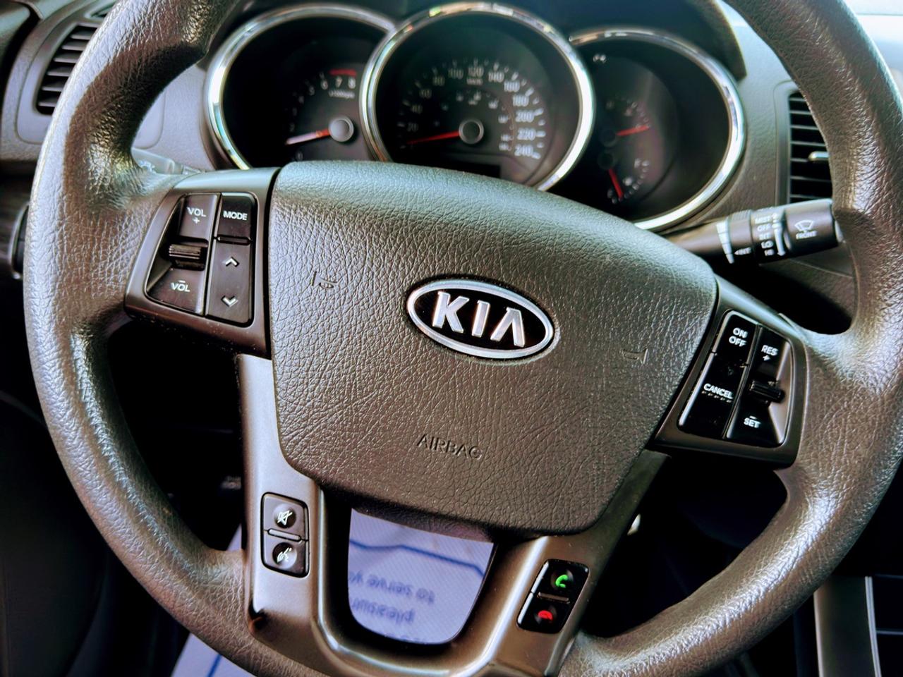 2013 Kia Sorento LX Photo