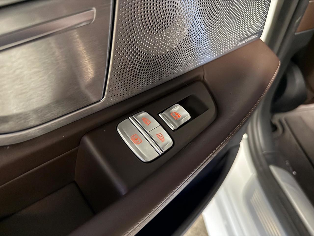 2016 BMW 7-Series BOWERS&WILKINS|750i xDrive|LOADED|CLEAN TITLE Photo