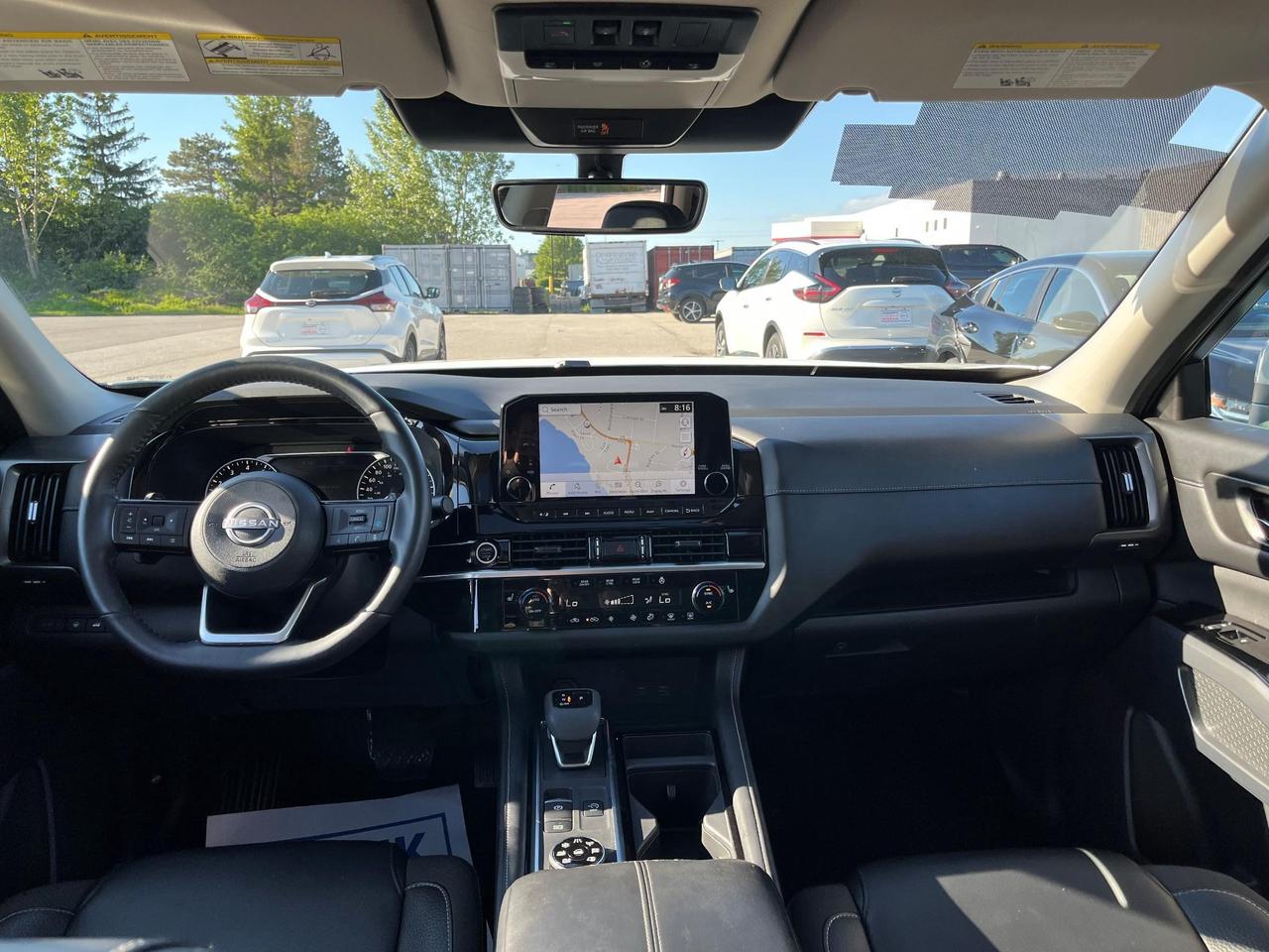 2023 Nissan Pathfinder SL 4dr 4x4 Photo