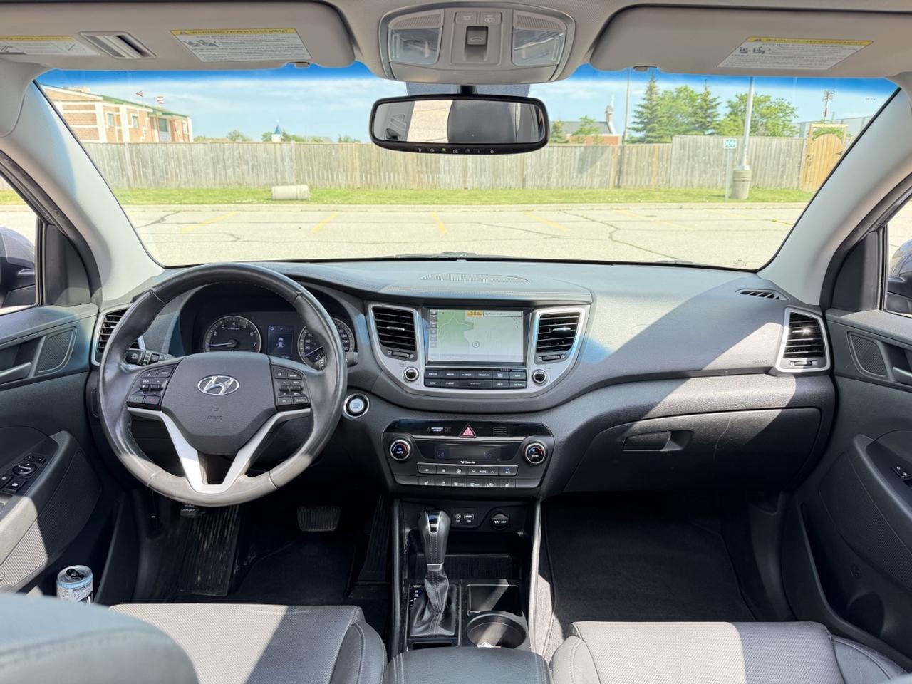 2017 Hyundai Tucson LUXURY | AWD | No-Accident | Leather | Navi | Sunr Photo