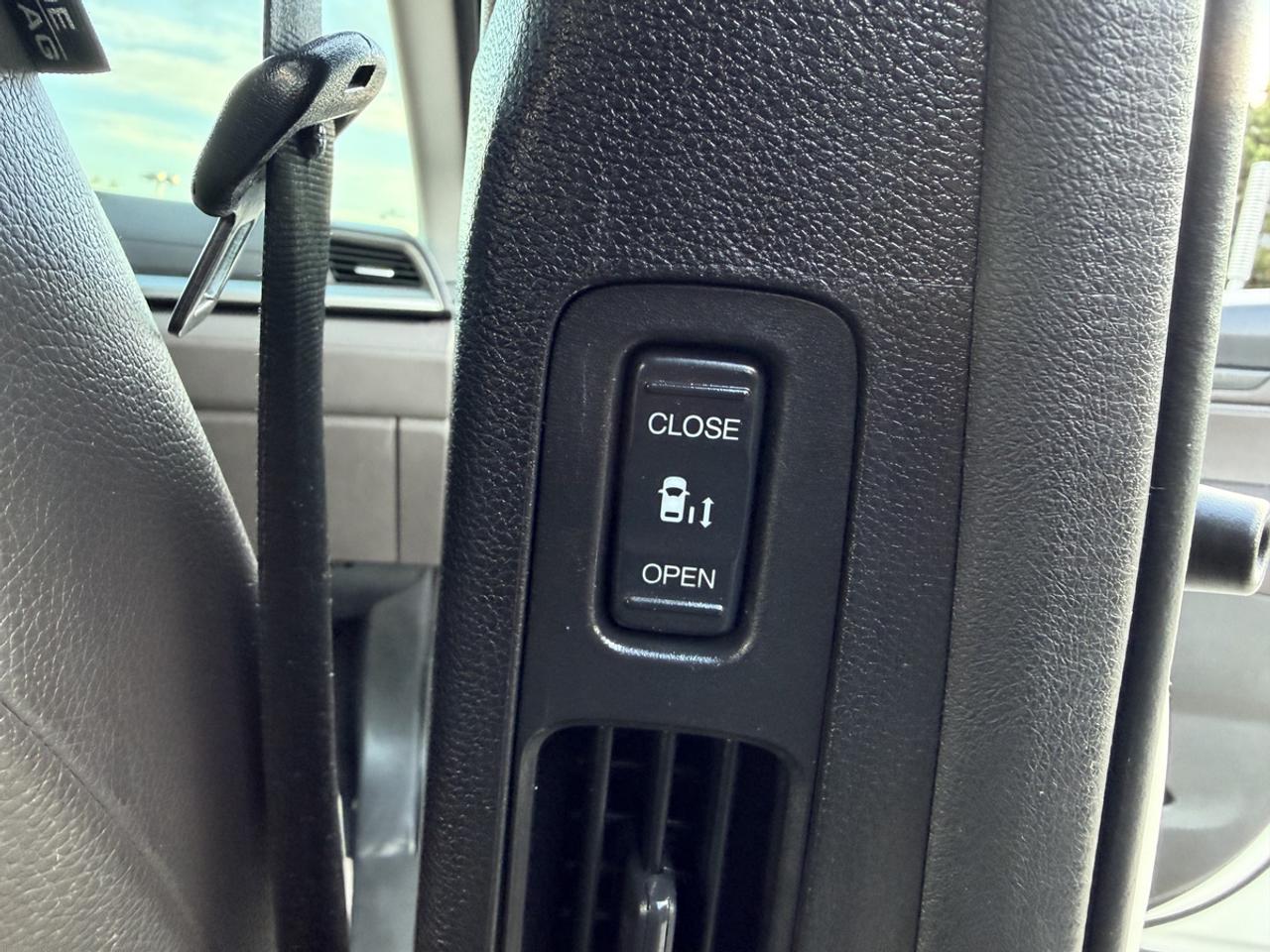 2018 Honda Odyssey EX-L RES | No-Accident | Powered Doors | Leather | Photo