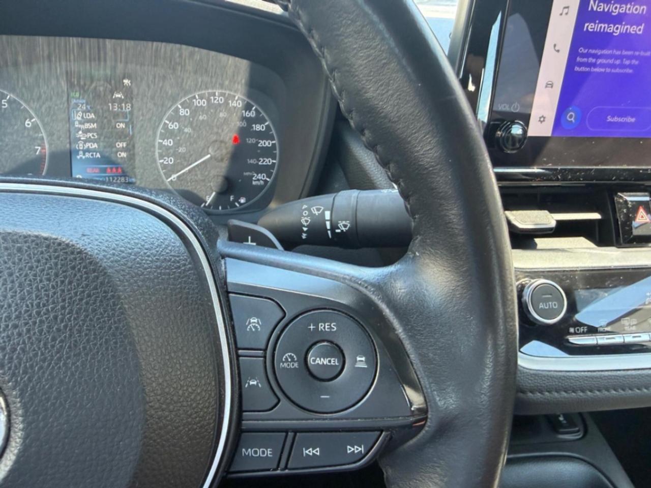 2024 Toyota Corolla SE Photo
