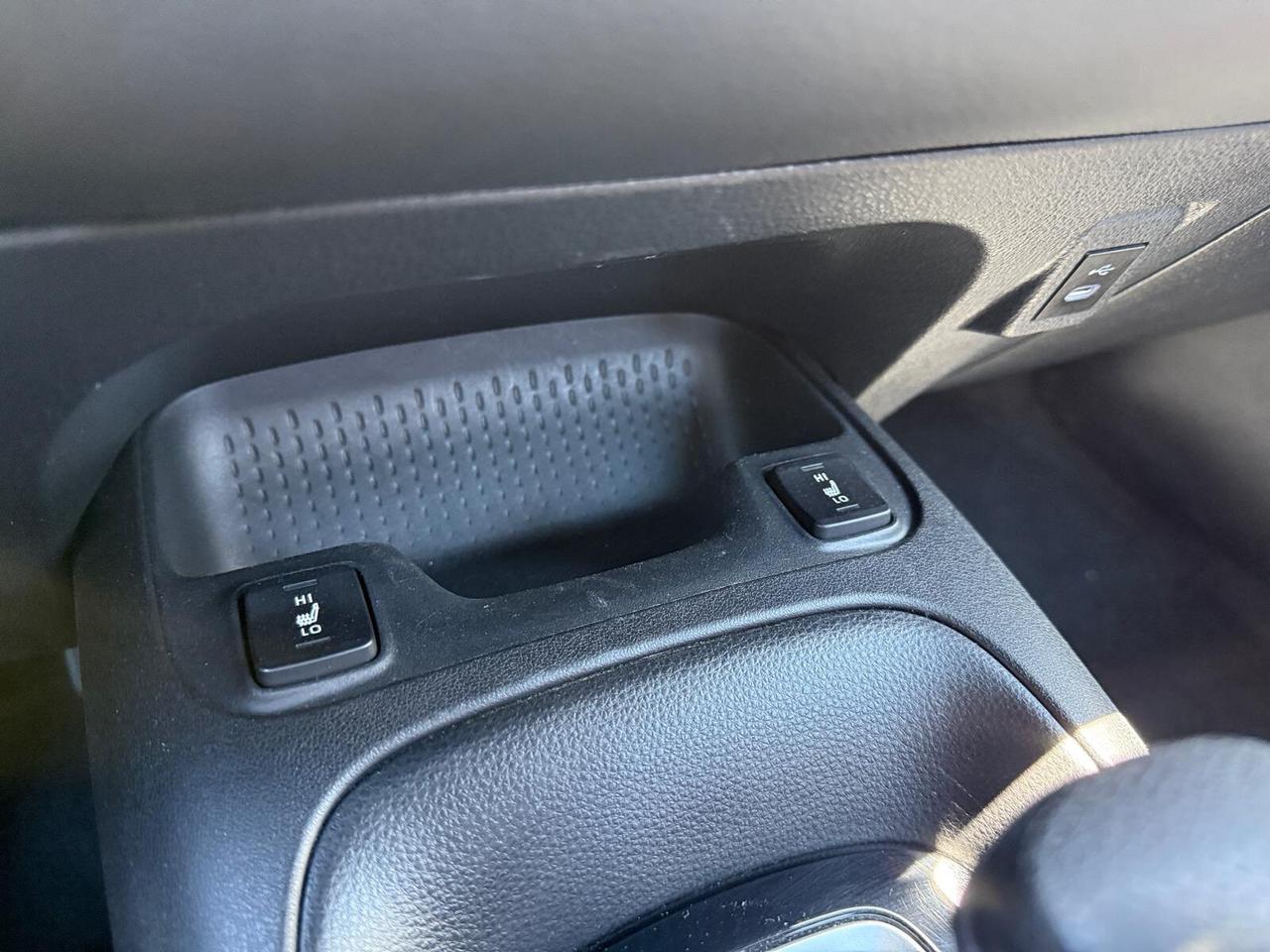 2024 Toyota Corolla SE Photo