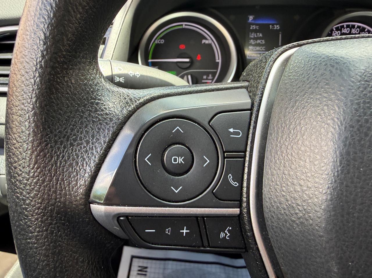 2024 Toyota Camry HYBRID LE Auto Photo