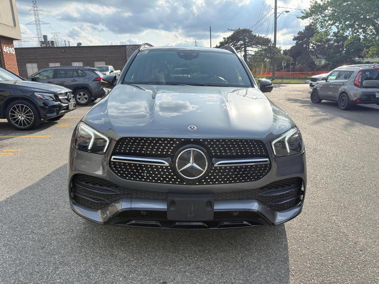 2022 Mercedes-Benz GLE-Class GLE 350 4MATIC SUV, ONE OWNER, NO ACCIDENT Photo