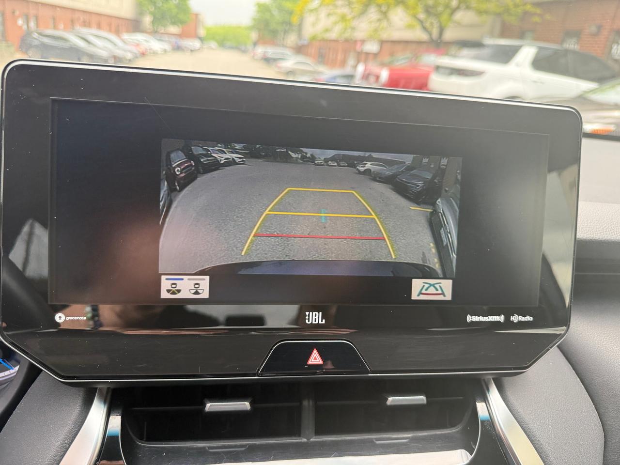 2022 Toyota Venza XLE AWD HYBRID, LEATHER, NAVIGATION, JBL SOUND Photo