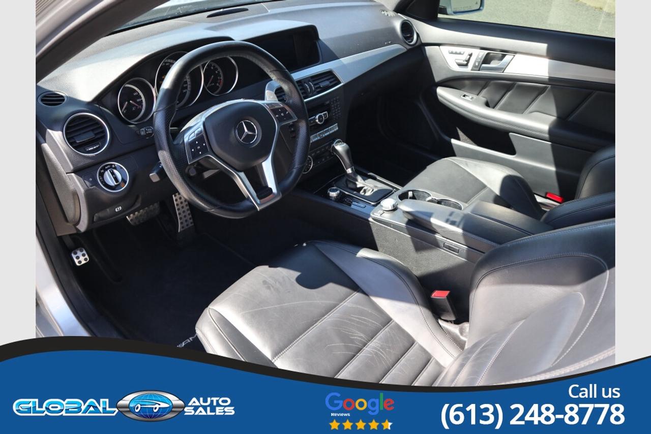 2012 Mercedes-Benz C-Class AMG C63  * VERY LOW KM * Photo