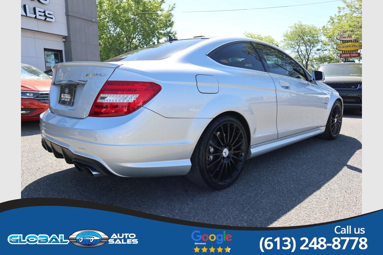 2012 Mercedes-Benz C-Class AMG C63  * VERY LOW KM * Photo