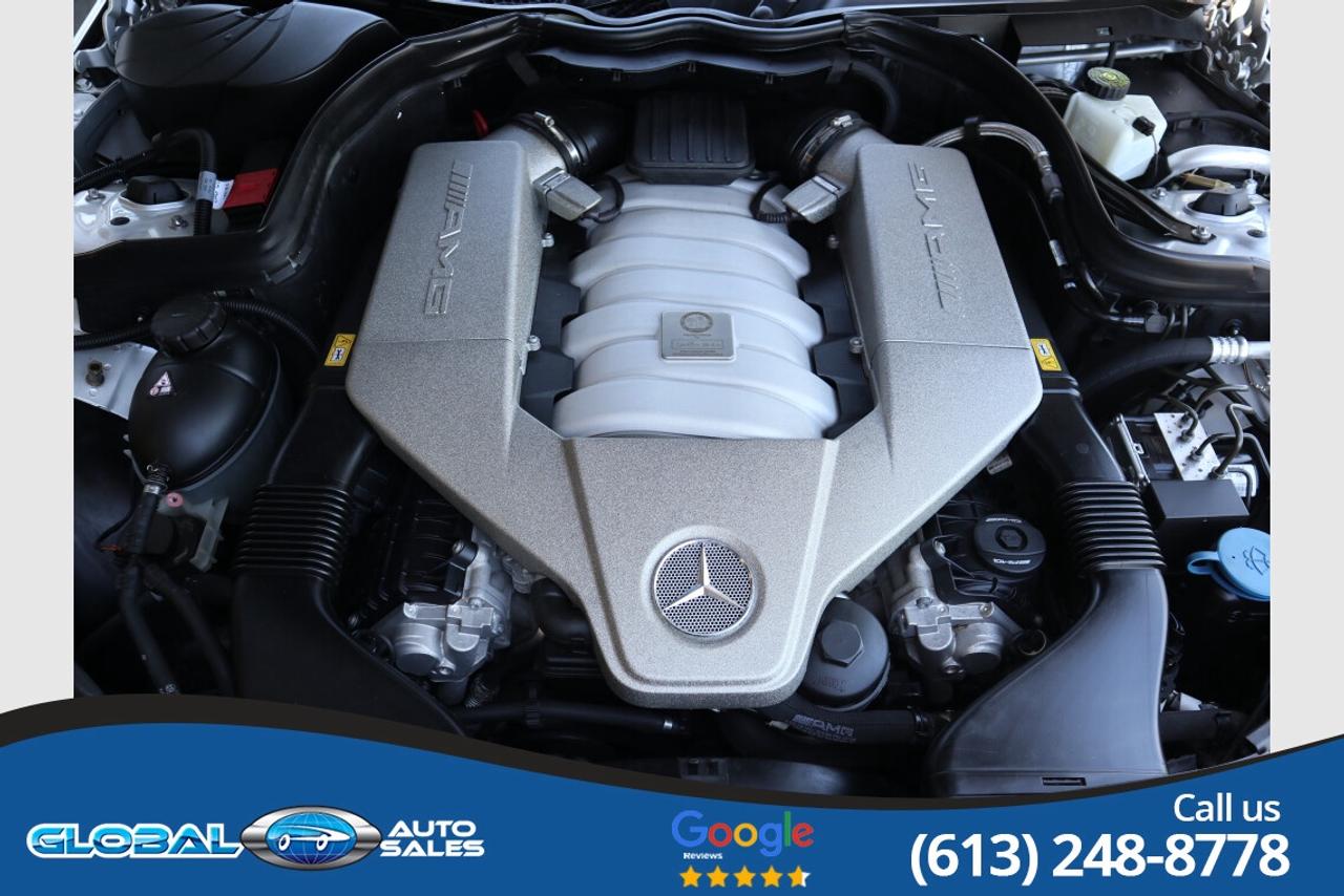 2012 Mercedes-Benz C-Class AMG C63  * VERY LOW KM * Photo