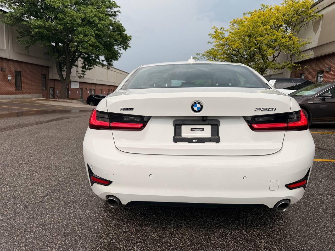 2019 BMW 3 Series 330i xDrive Sedan Photo