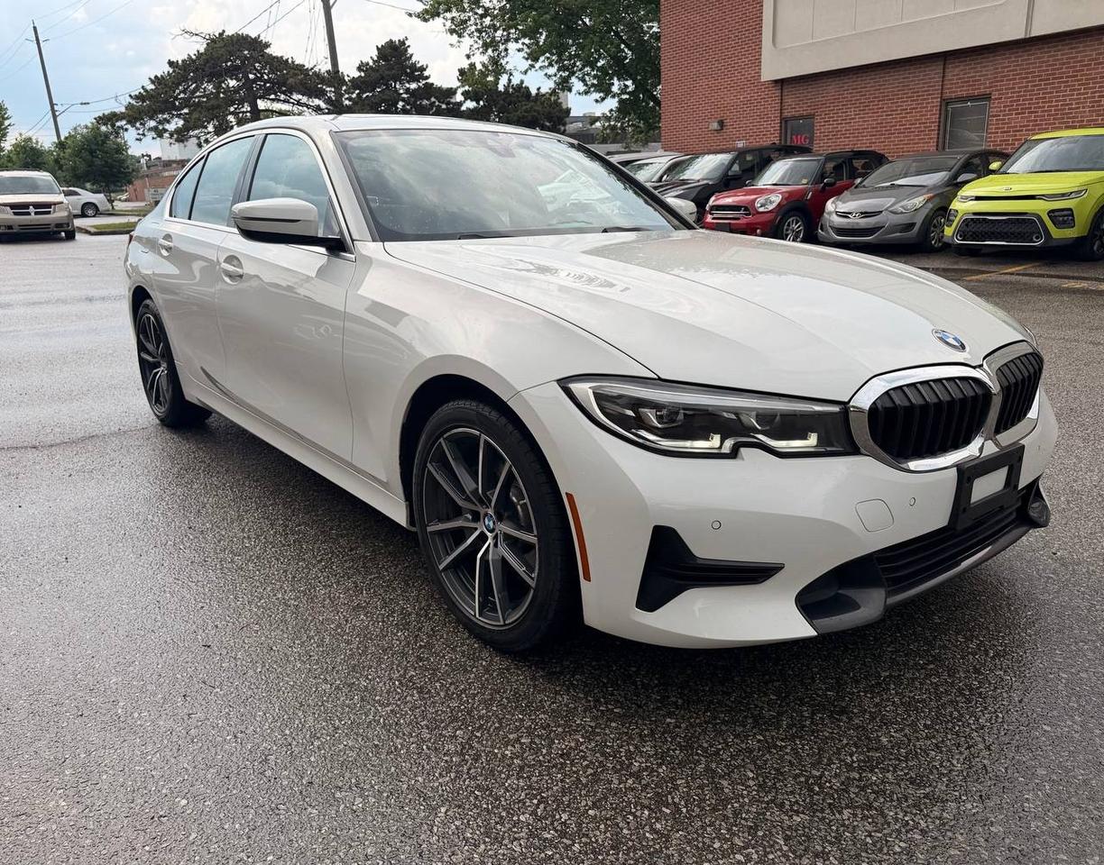2019 BMW 3 Series 330i xDrive Sedan Photo
