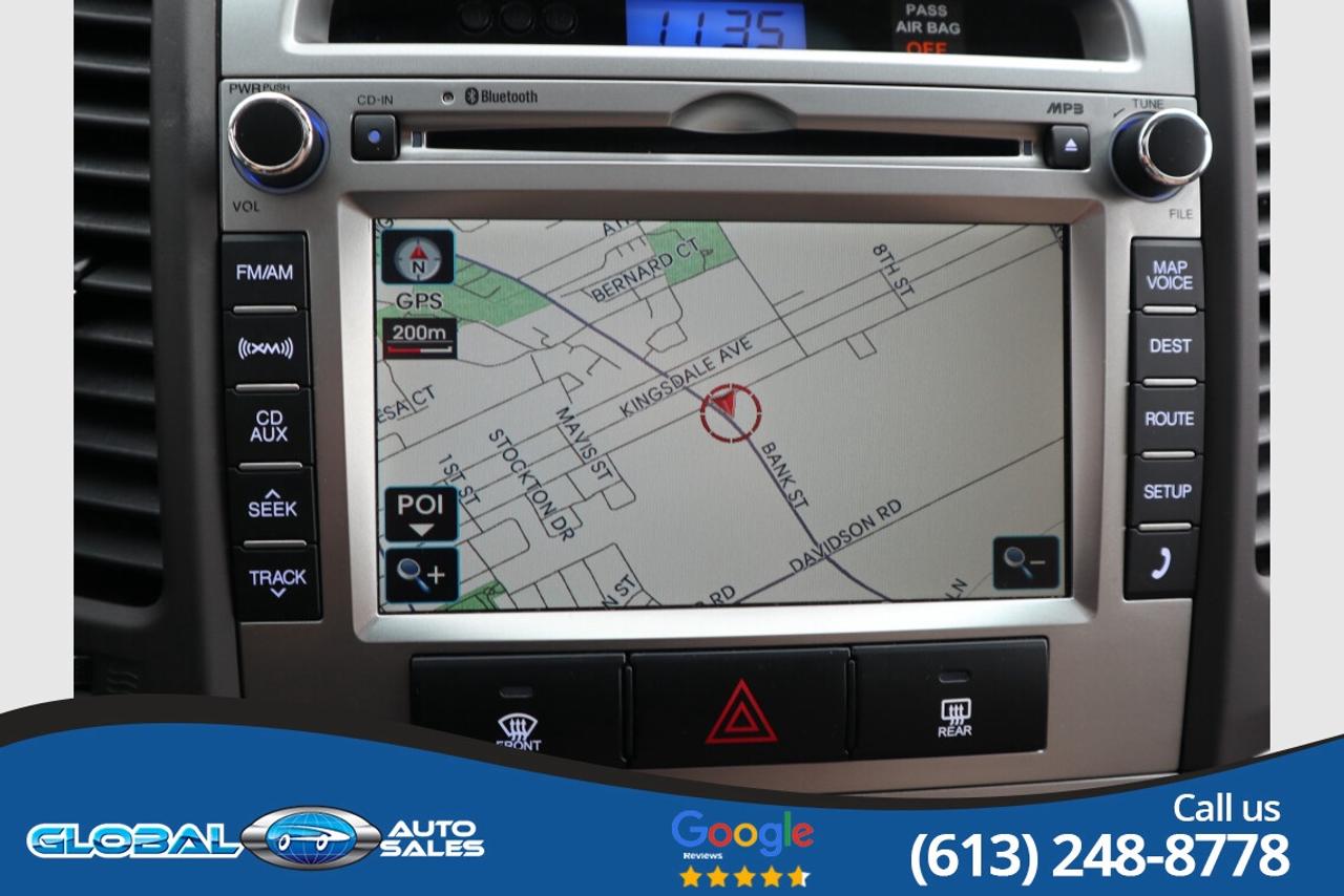 2012 Hyundai Santa Fe SE Photo