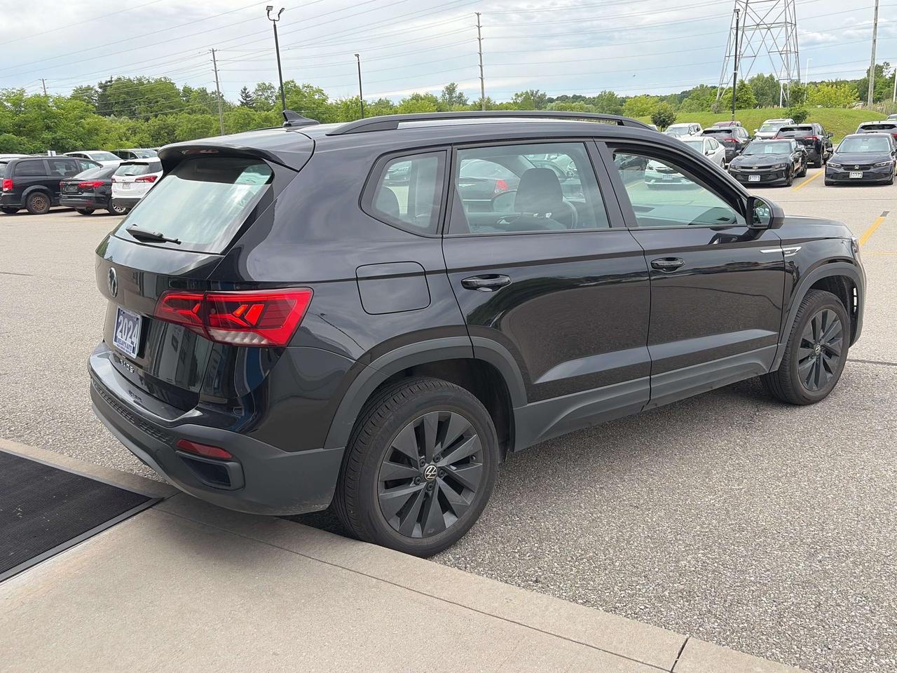 2024 Volkswagen Taos Trendline FWD Photo