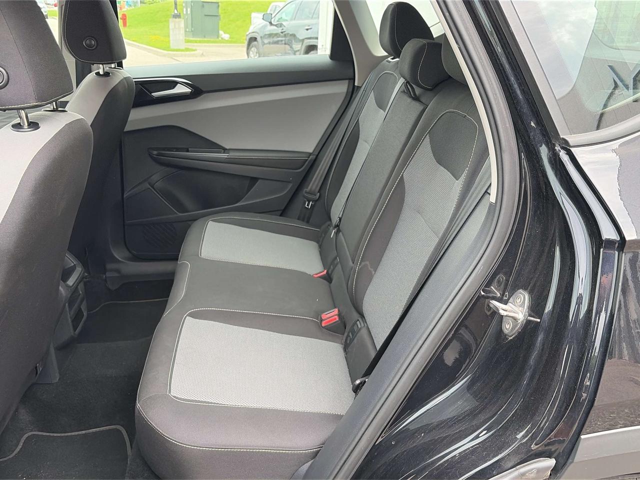 2024 Volkswagen Taos Trendline FWD Photo