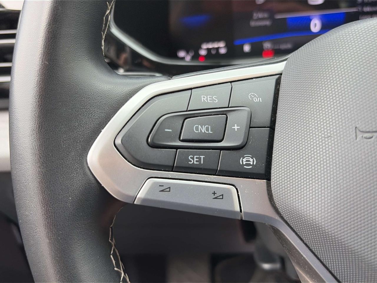 2024 Volkswagen Taos Trendline FWD Photo