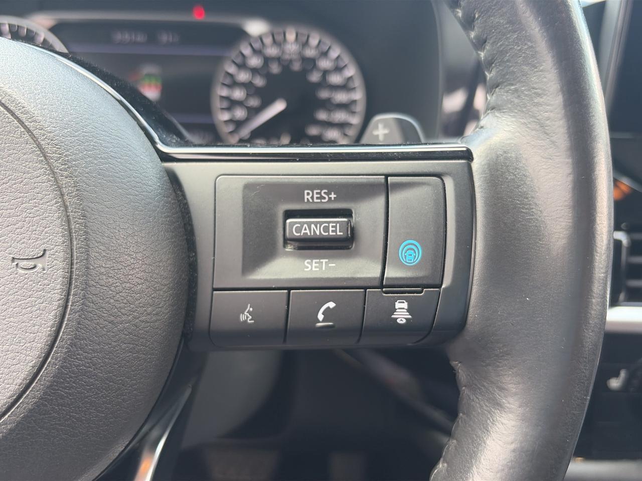 2022 Nissan Pathfinder S Photo