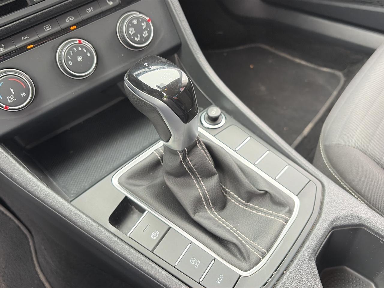 2024 Volkswagen Jetta TRENDLINE AUTO Photo