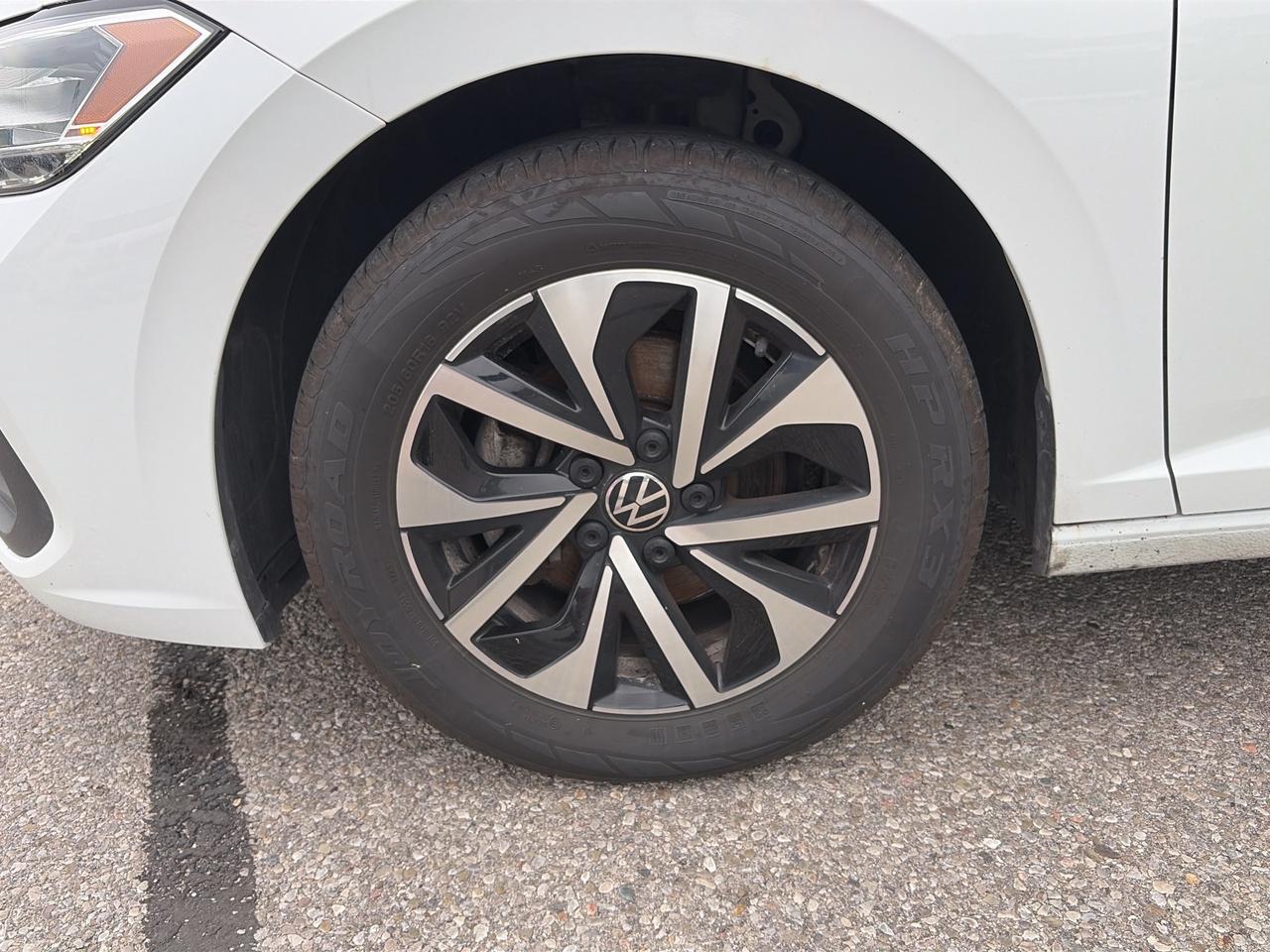 2024 Volkswagen Jetta TRENDLINE AUTO Photo