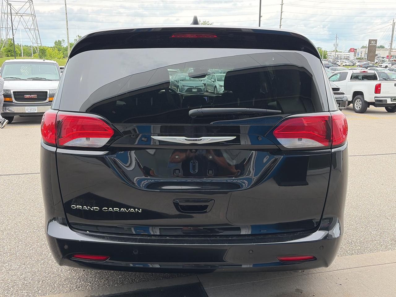 2024 Chrysler Grand Caravan SXT 2WD   Factory Warranty Photo3
