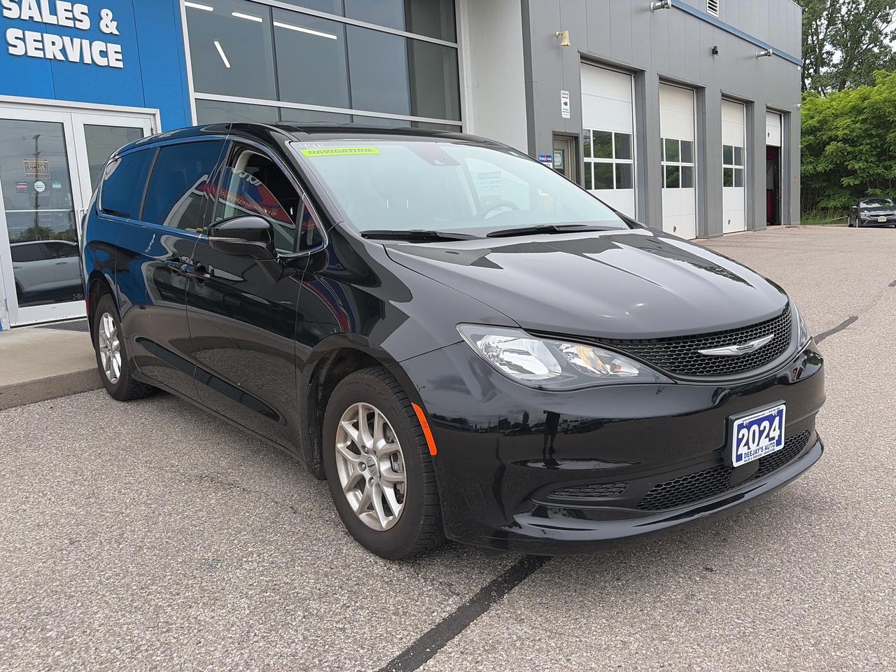 2024 Chrysler Grand Caravan SXT 2WD   Factory Warranty Photo