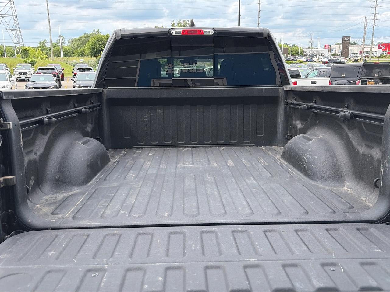 2022 RAM 1500 Big Horn 4x4 Crew Cab 6'4 Box   Clean Carfax Photo