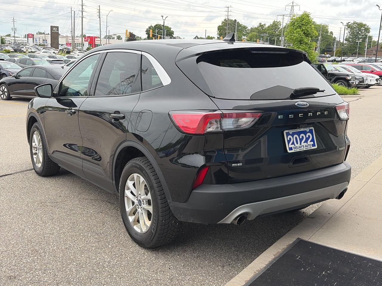 2022 Ford Escape SE Hybrid AWD Photo