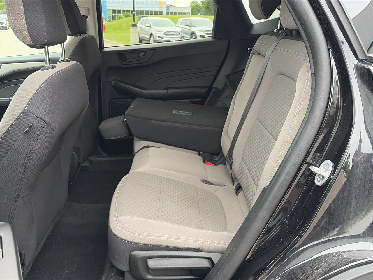 2022 Ford Escape SE Hybrid AWD Photo