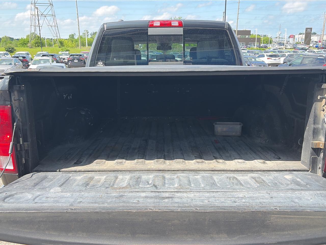 2018 RAM 1500 SLT 4x4 Crew Cab 5'7 Box   Clean Carfax Photo