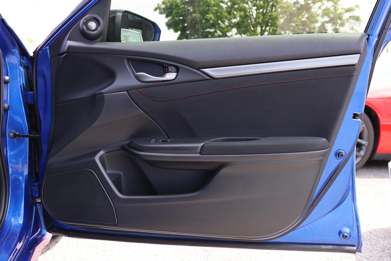 2017 Honda Civic Si-6S MANUAL-PURPLE&BLUE WRAP/NAVIGATION/BCAM/BLIS Photo