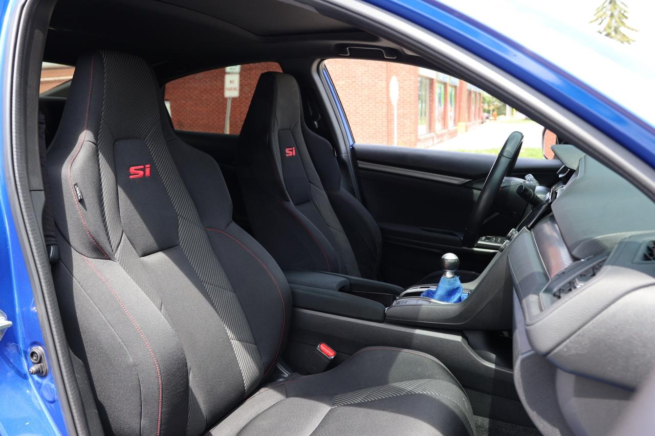 2017 Honda Civic Si-6S MANUAL-PURPLE&BLUE WRAP/NAVIGATION/BCAM/BLIS Photo