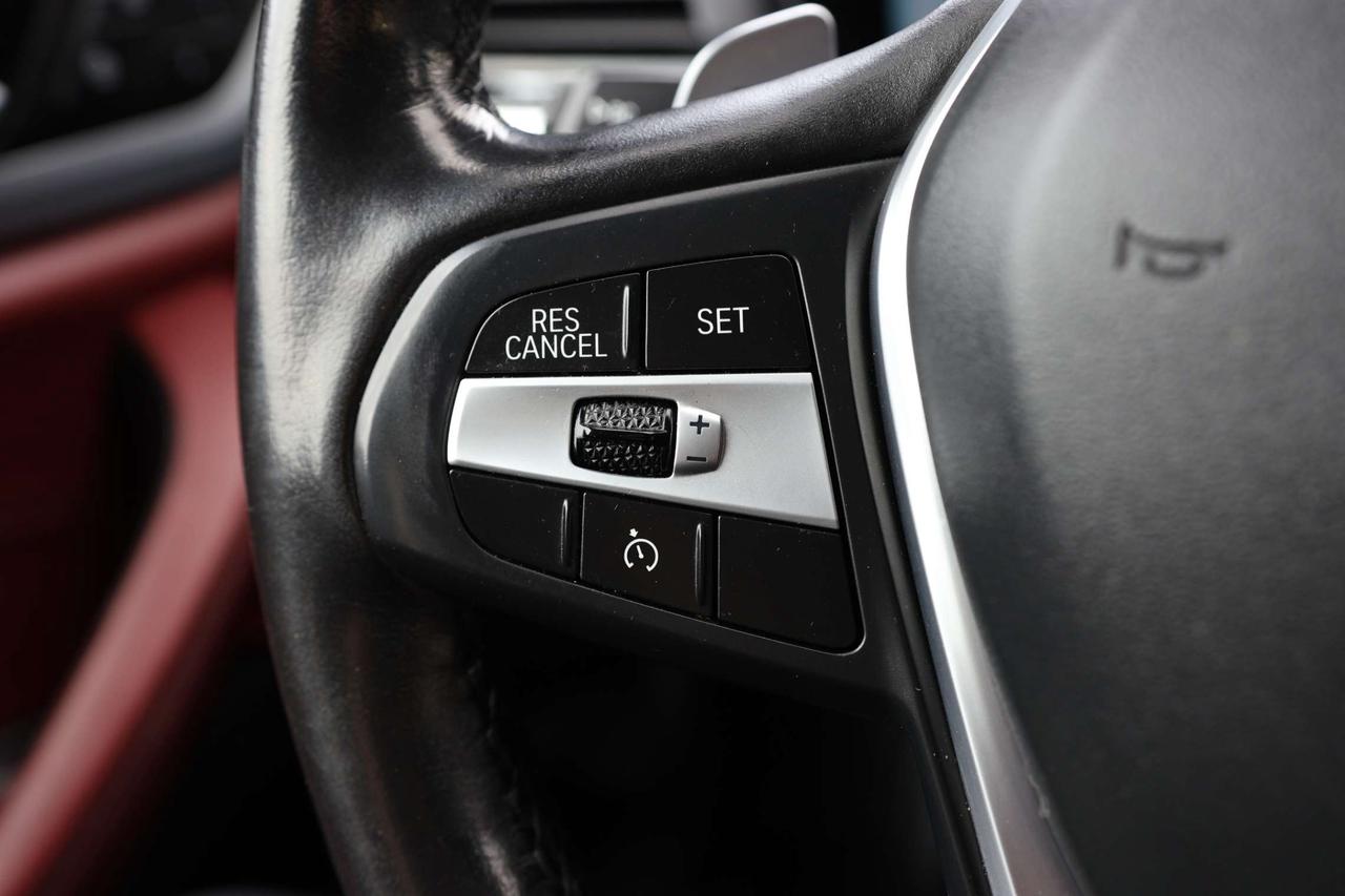 2020 BMW X4 Xdrive30i-AWD-NAV-RED LEATHER/BCAM/BLIS/HUD/P SENSORS/P SEATS/HEATED F&R SEATS/PANO ROOF/KEYLESS/WLC/CARPLAY Photo