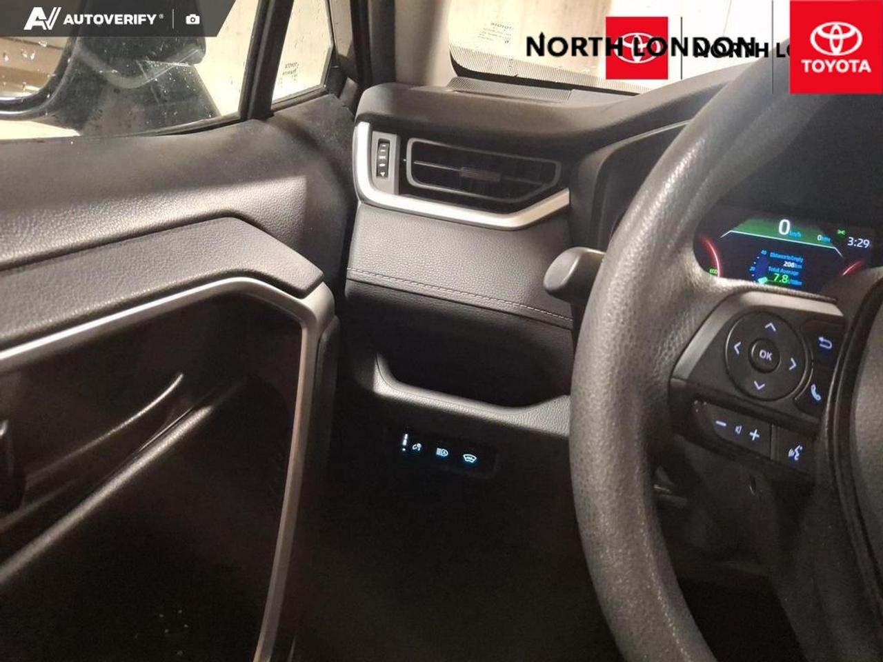 2024 Toyota RAV4 LE 4dr All-wheel Drive Photo