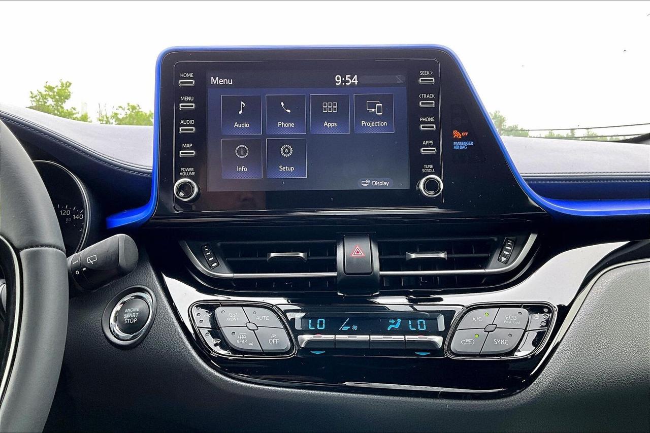 2022 Toyota C-HR XLE PREMIUM   2 TIRE SETS   HEATED SEATS/STEERING Photo