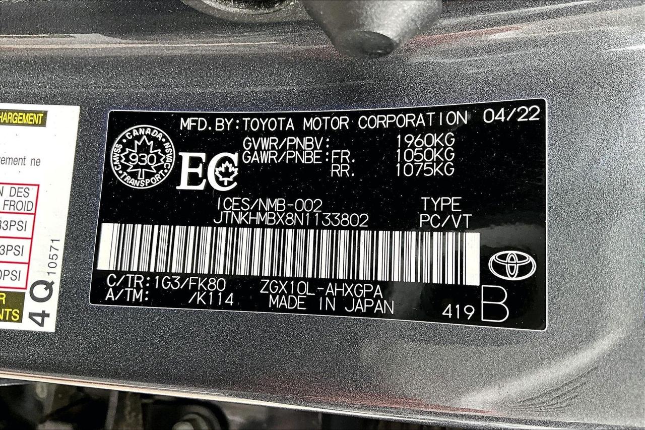 2022 Toyota C-HR XLE PREMIUM   2 TIRE SETS   HEATED SEATS/STEERING Photo