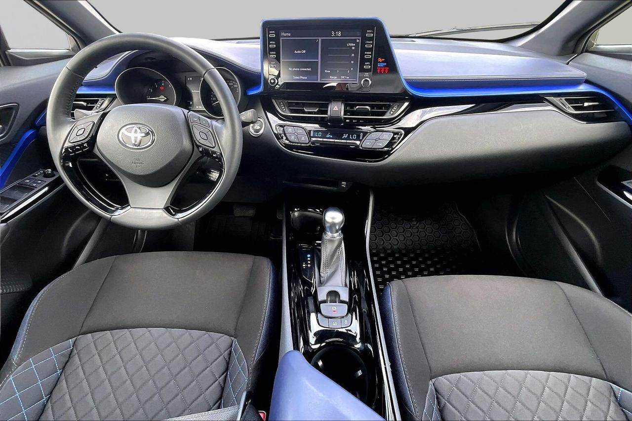 2022 Toyota C-HR XLE PREMIUM   2 TIRE SETS   HEATED SEATS/STEERING Photo