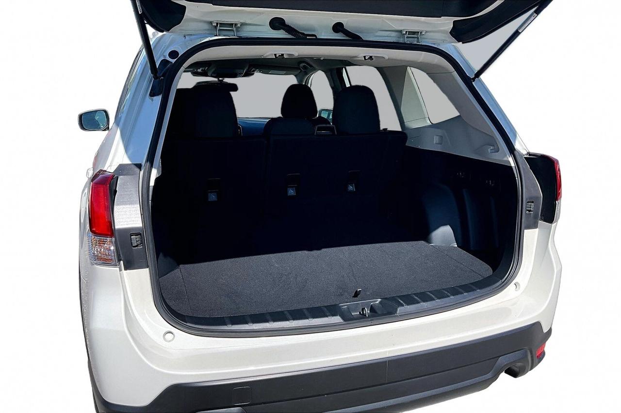 2024 Subaru Forester AWD   CLEAN CARFAX   EYESIGHT   HEATED SEATS Photo