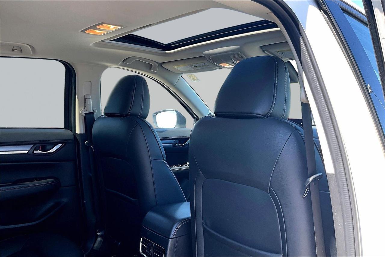 2025 Mazda CX-5 GT AWD   CLEAN CARFAX   HEAT/COOL SEATS   SUNROOF Photo