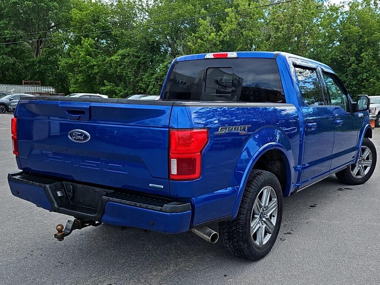 2018 Ford F-150 Lariat 4WD SuperCrew 5.5' Box Photo4