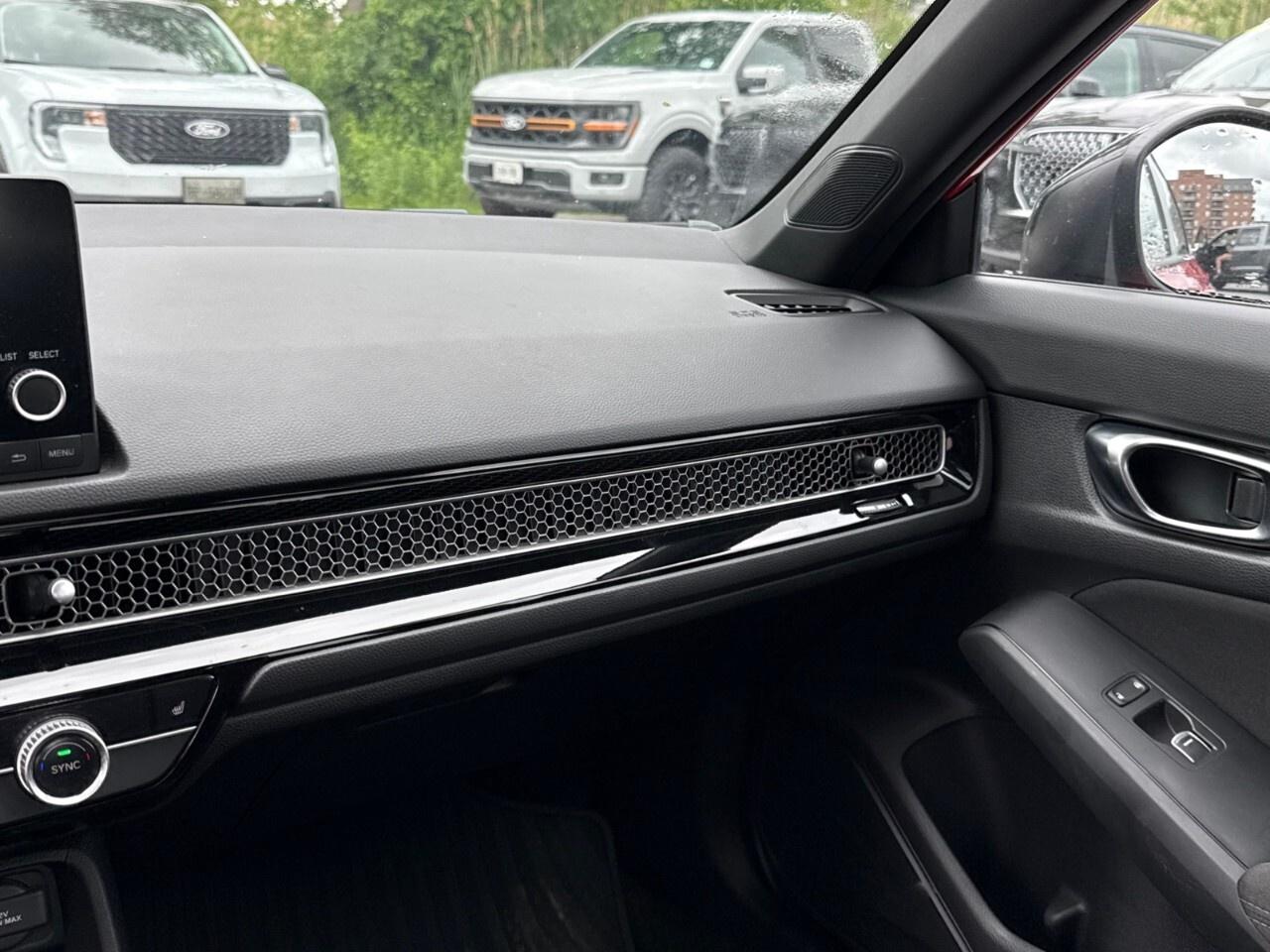 2022 Honda Civic Sedan SPORT    NAV   SUNROOF   HEATED SEATS Photo